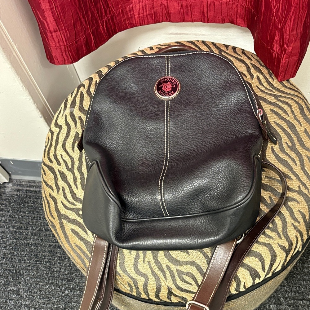Dooney & Bourke Chic Dark Black Backpack with Logo